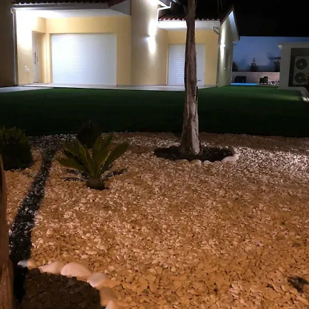 Alojamentos Campo & Mar - Vivenda Golden House Holiday home